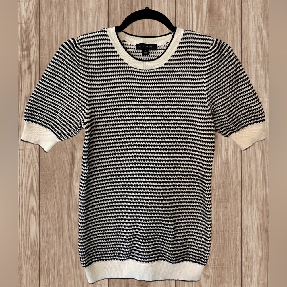 Preppy Knit Top, Puff Sleeves Crew Neck, Small, White Black Stripes, Ann Taylor